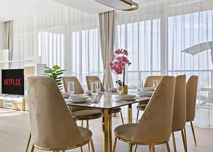 Vayk - Luminous 4-Bedroom Penthouse With A Generous Terrace