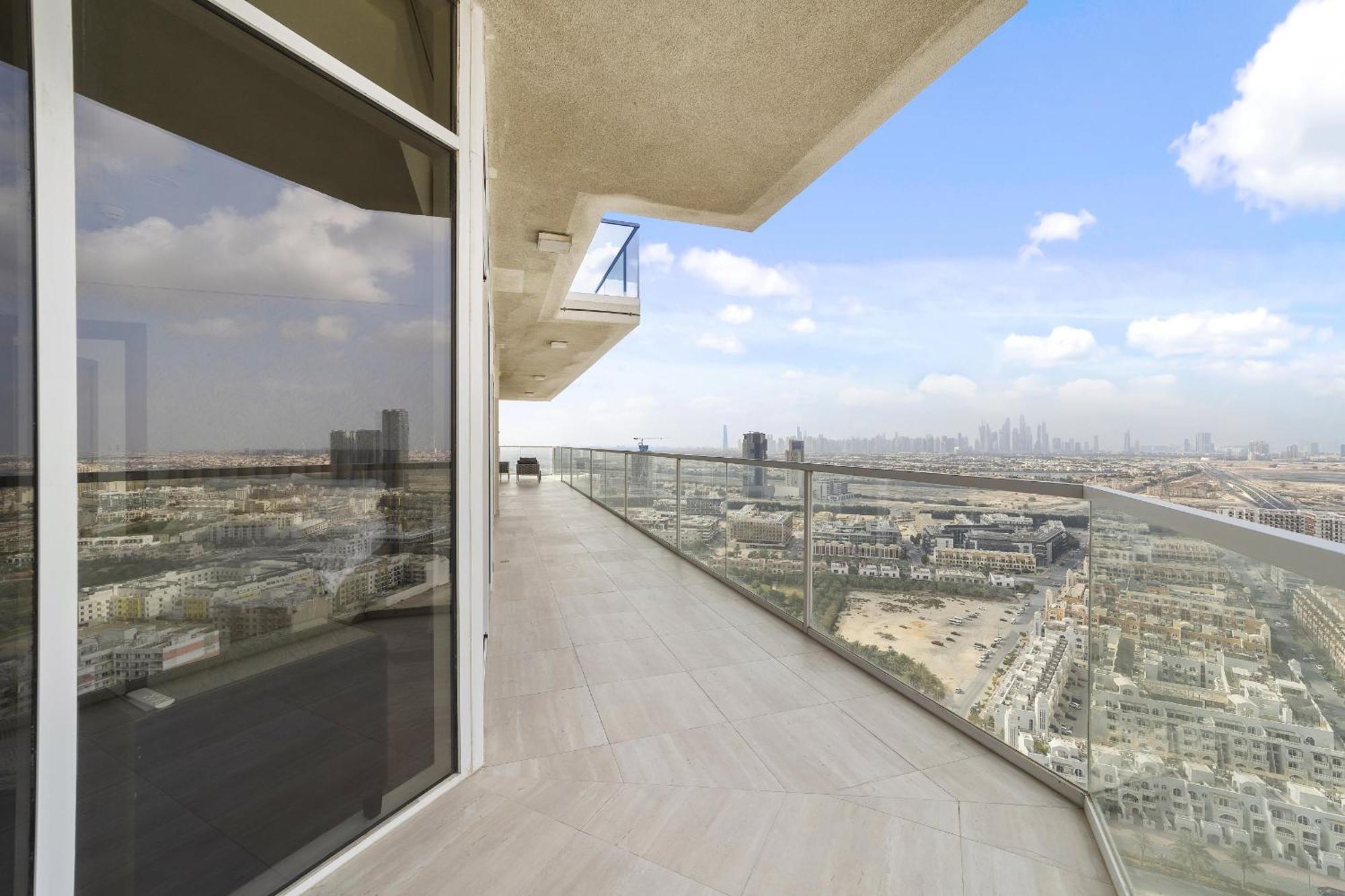 Apartment Vayk - Luminous 4-bedroom Penthouse With A Generous Terrace