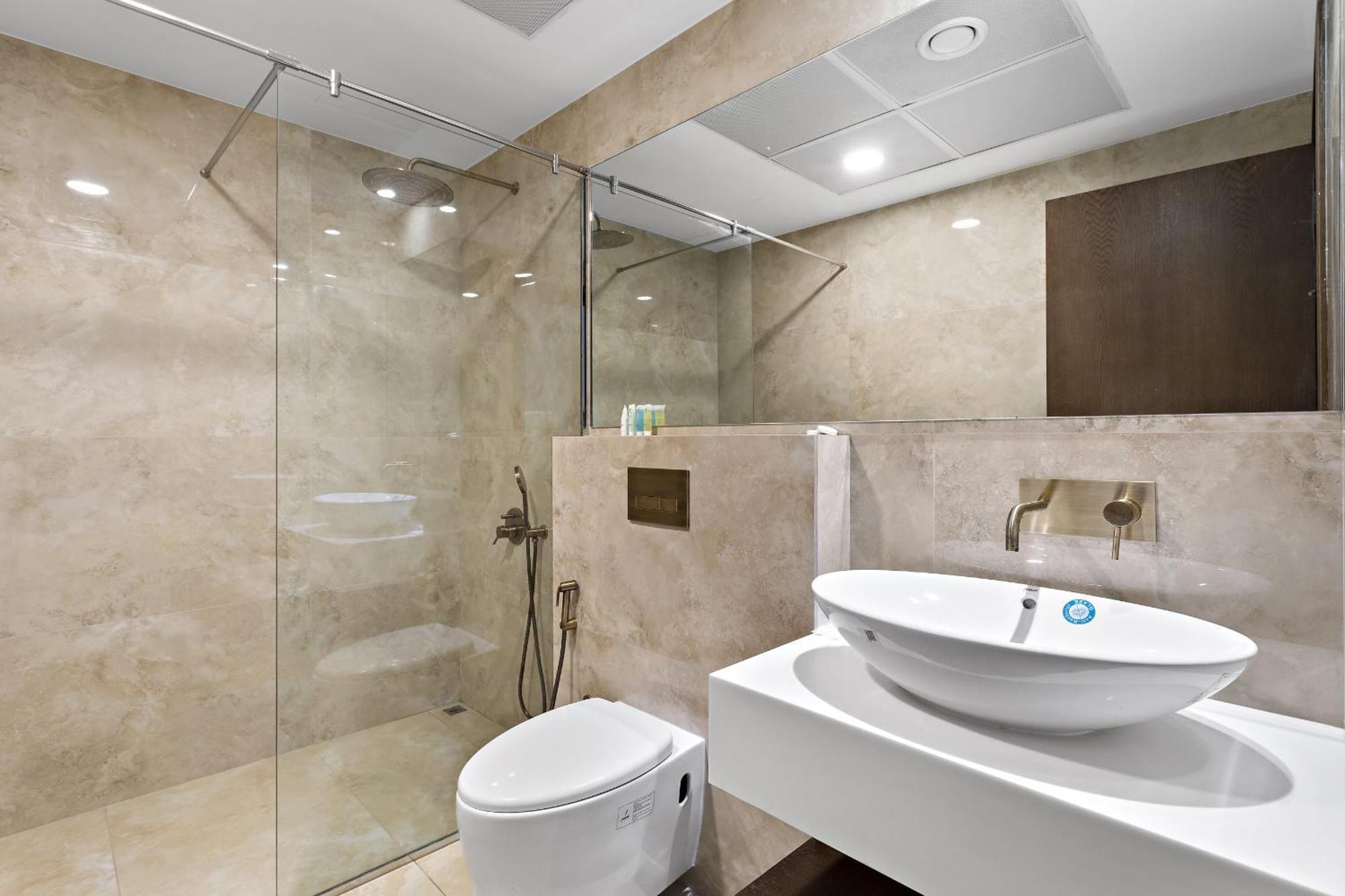 Vayk - Luminous 4-bedroom Penthouse With A Generous Terrace *